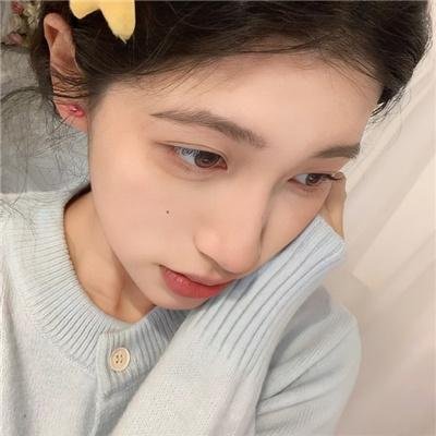 黎明时分的年轻人们